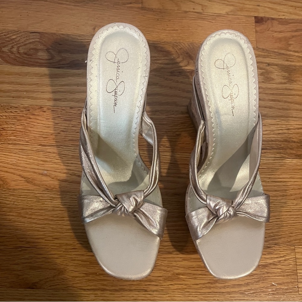 Jessica Simpson cork, wedge sandals - Picture 7 of 9